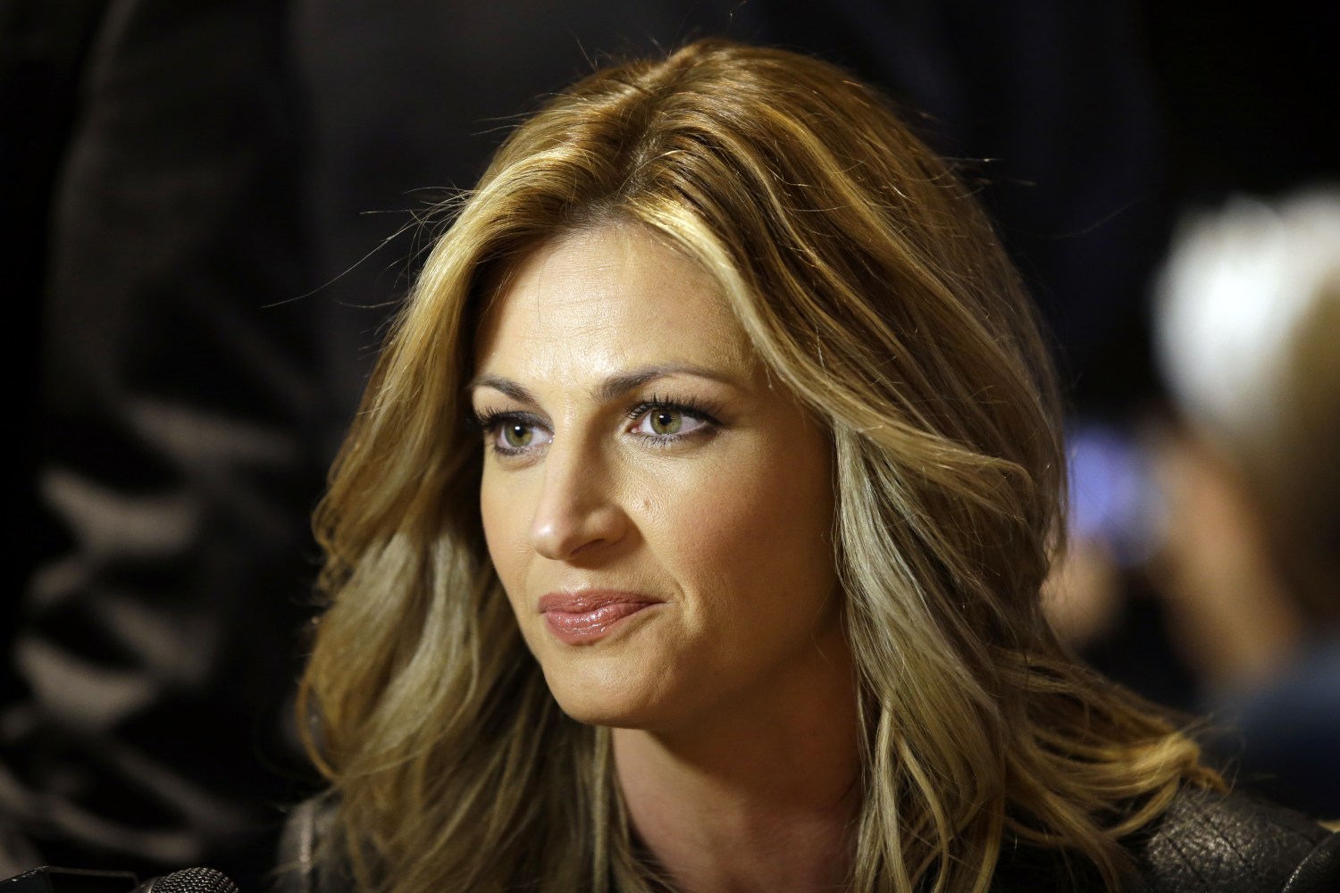 caryll castillo recommends Erin Andrews Peephole Footage