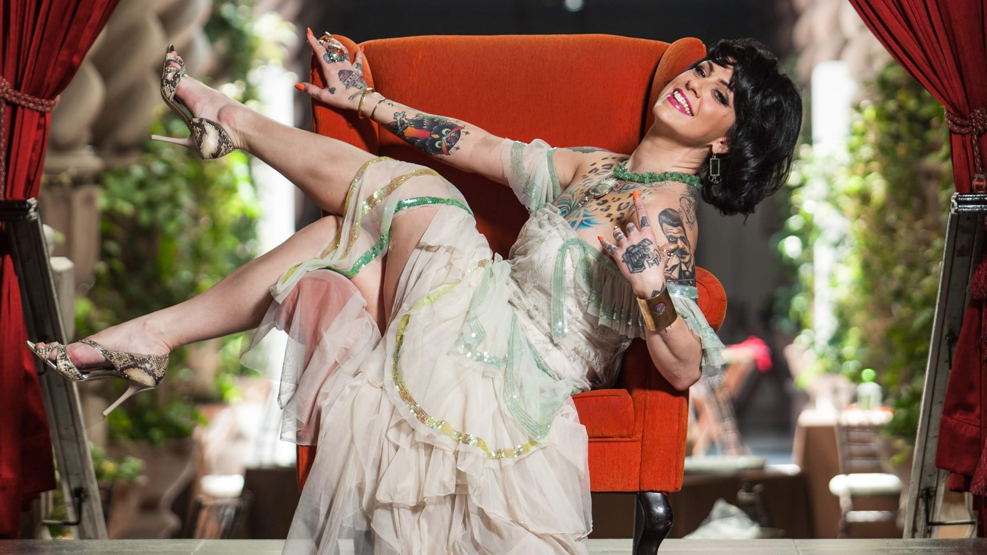 aaron concepcion share danielle colby burlesque video photos