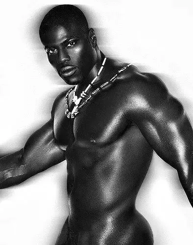 alaa zaarour share dark black men nude photos