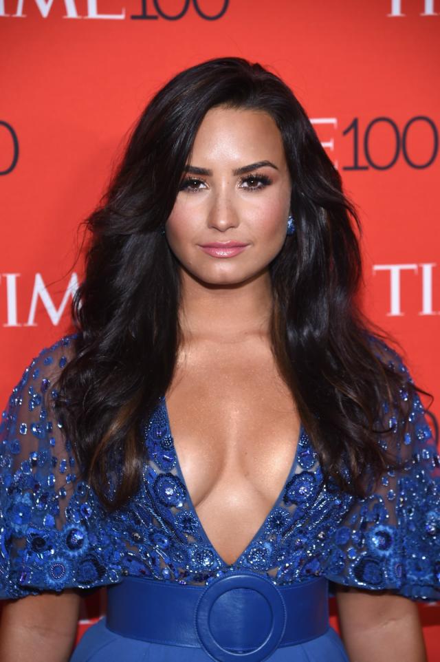 betty coffman share demi lovato titts photos