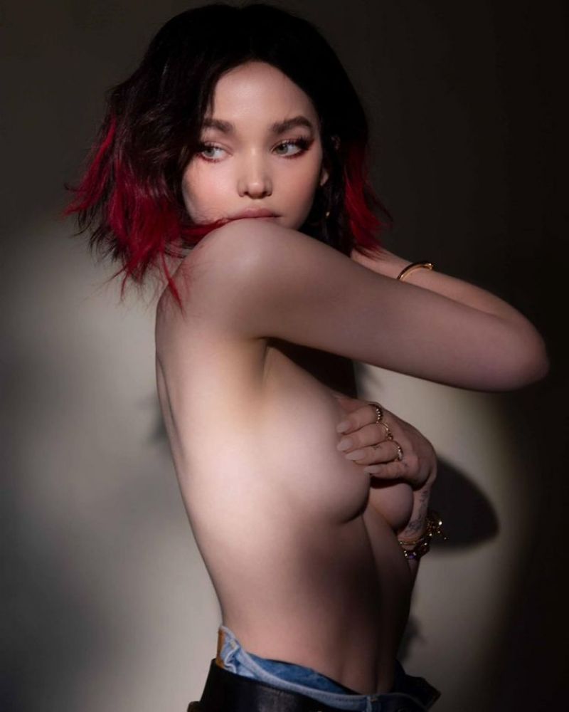 Dove Cameron Naked Boobs kajal agarwal