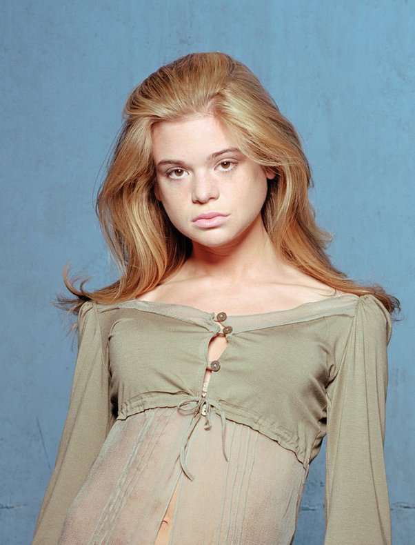 brandy johnson murray recommends ellen muth tits pic