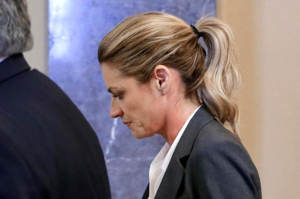 baron lewis recommends erin andrews hidden video pic