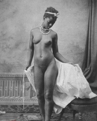 alyssa holmquist recommends ethnic nude galleries pic