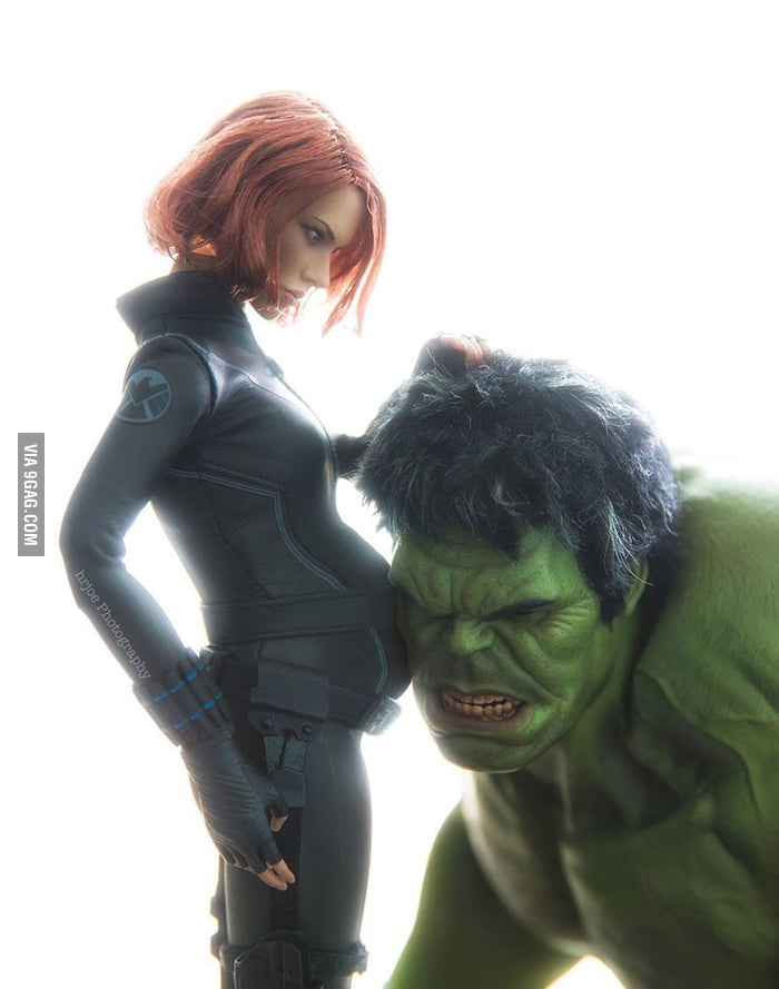 anderson cleyton recommends hulk and black widow smash pic