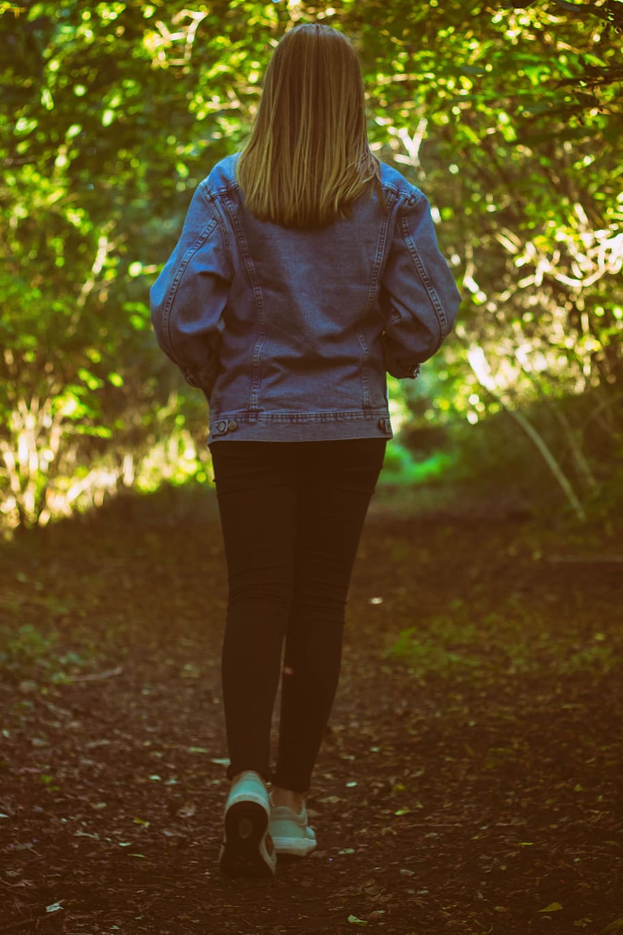 girl walking away tumblr