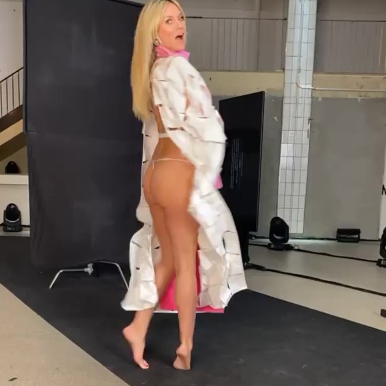 Heidi Klum Naked Butt line free