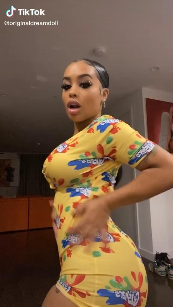 cee foo add photo hot black women twerking