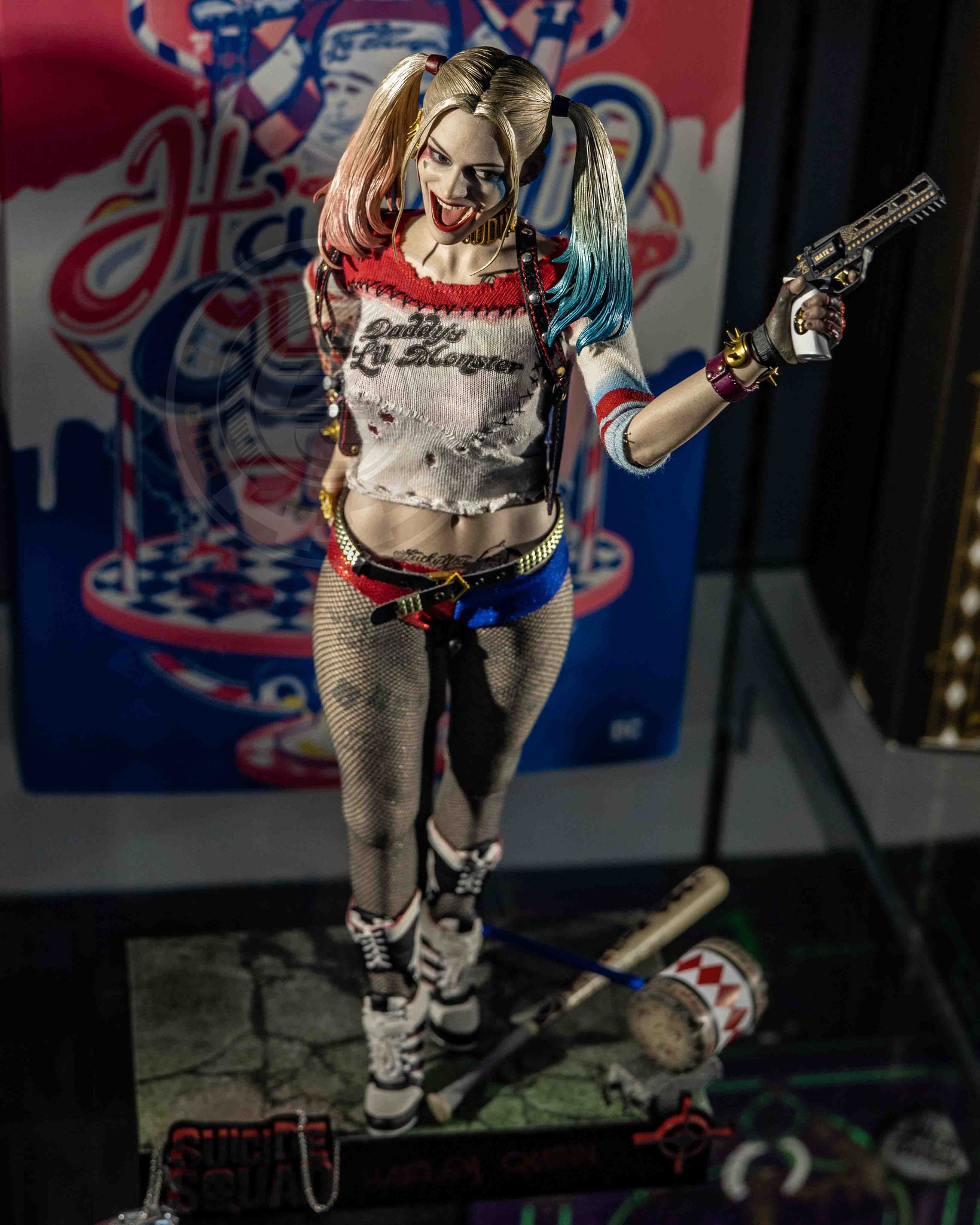 abdullah alhassani recommends Hot Harley Quinn Images