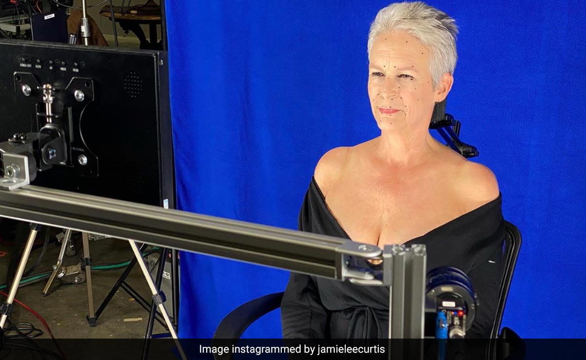 alex domsky recommends jamie lee curtis rack pic