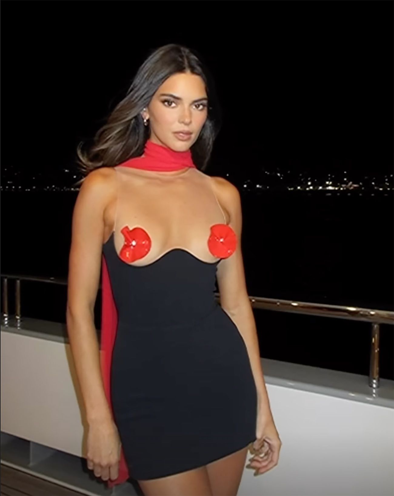 charles que recommends Kendall Jenner Topless Photos