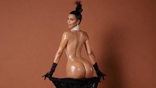 charlie mahoney recommends kim k naked butt pic