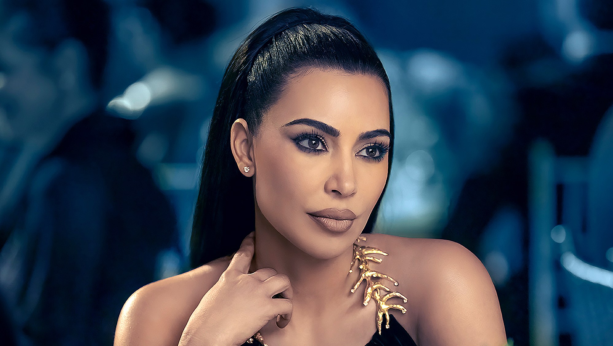 Kim Kardashian Gives Blowjob wrestling sex