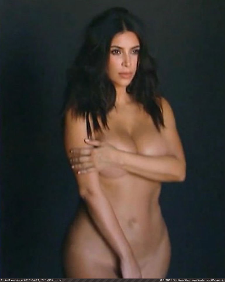 caitlin daniel recommends kim kardashian open pussy pic