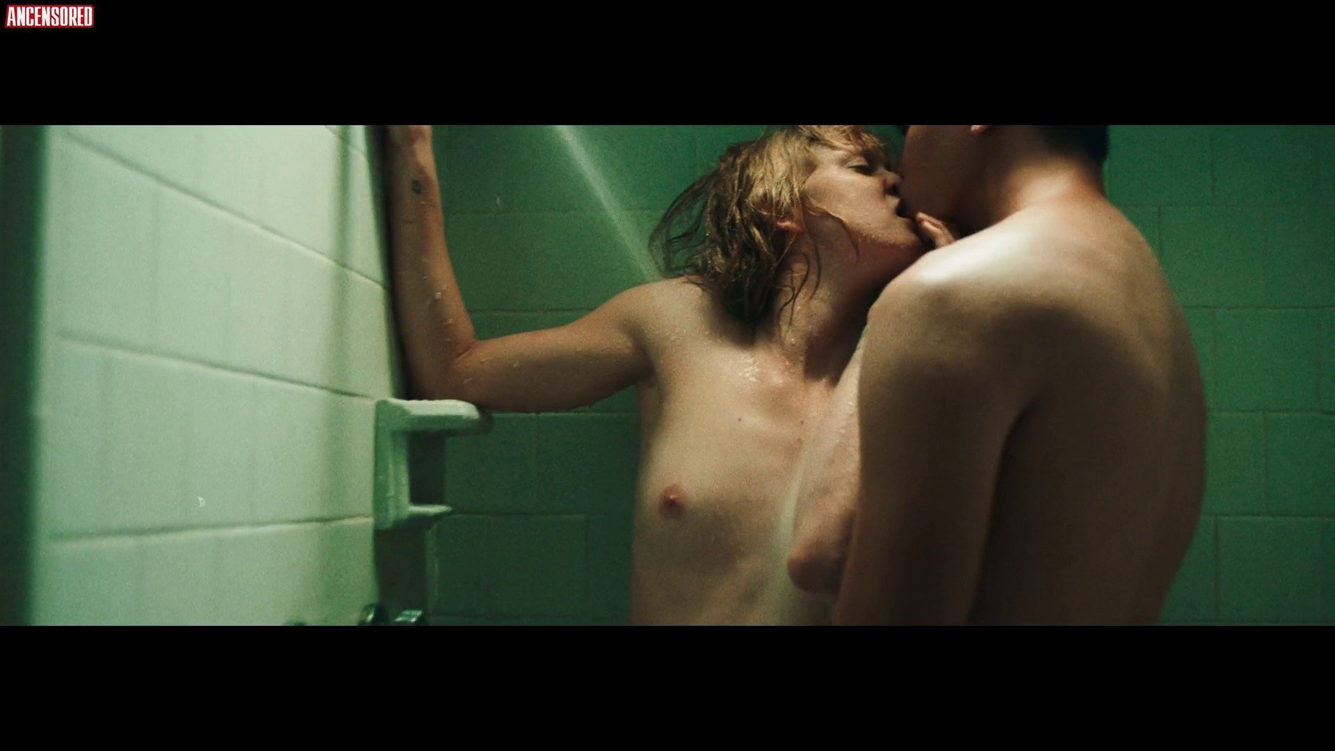 mackenzie davis nude images