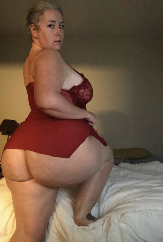 aurora mora recommends mature pawg galleries pic