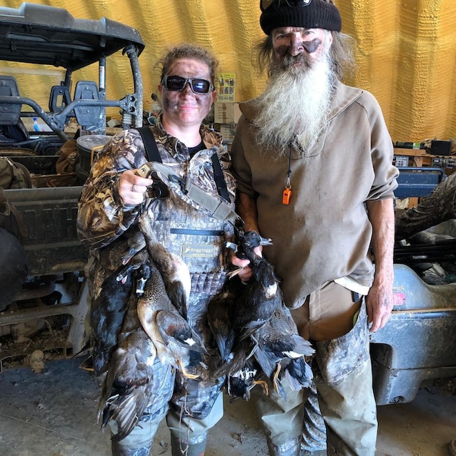 apple dipper share naked duck dynasty photos