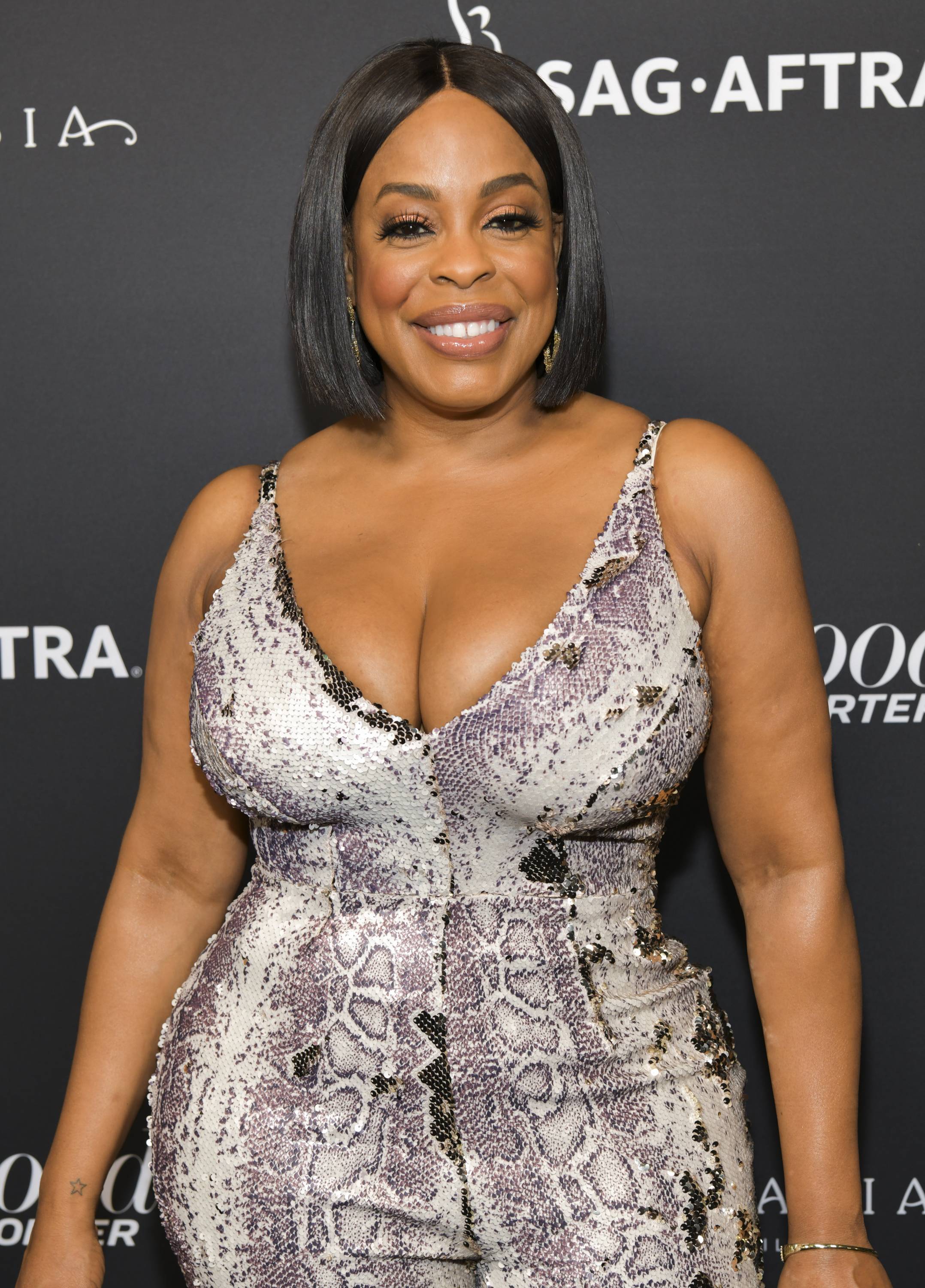 Best of Niecy nash boobs