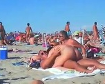 beverly brazil recommends Porn Huge Dick On A Nude Beach Demanding Sex