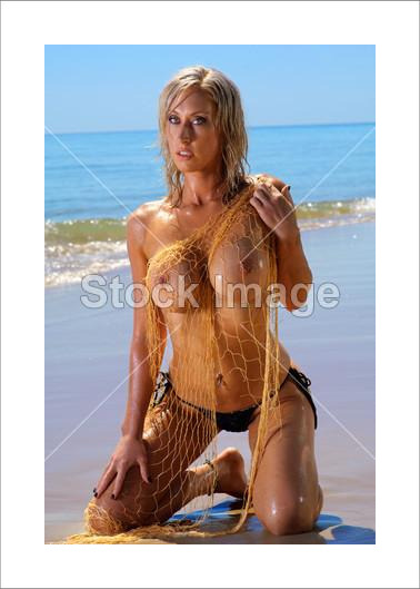 sexy nude women beach