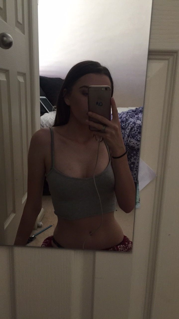 Teen Girl Sexy Snapchat and reflexology
