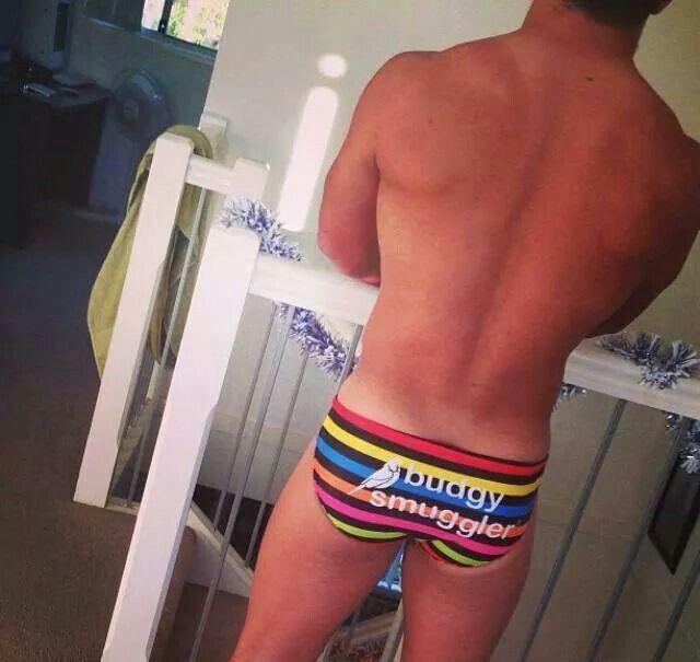 dee potts share twink bubble butt photos