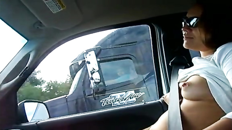 wife flashing truckers video